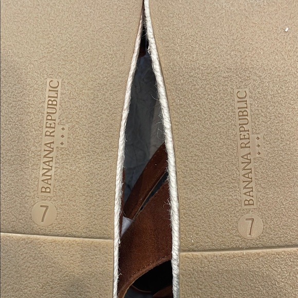 Banana Republic Brown Espadrilles with Ankle Strap. Brand new, size 7 - Picture 8 of 10